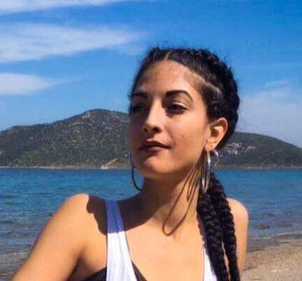 Ιδιαίτερα μαθήματα Καραμαλέγκου Λίζα 