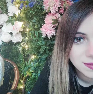 Ιδιαίτερα μαθήματα Χατζηιωάννου Εύη 