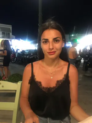 Ιδιαίτερα μαθήματα Χουλιάρα Κωνσταντίνα