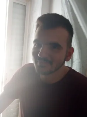 Ιδιαίτερα Μαθήματα Καραπιπέρης Γιώργος