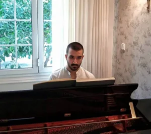 Ιδιαίτερα Μαθήματα Νικολαρας Αντώνης