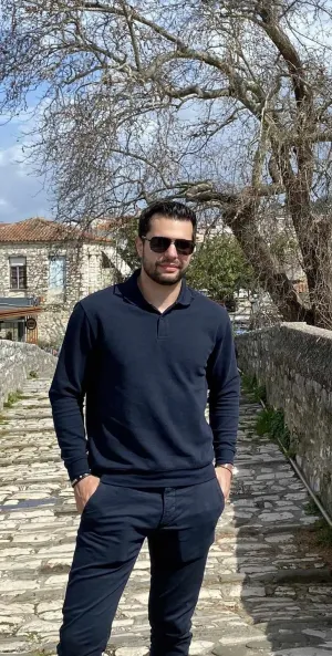 Ιδιαίτερα Μαθήματα Καισαρης Παναγιωτης