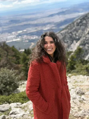 Ιδιαίτερα μαθήματα Ελπίδα Μπέση