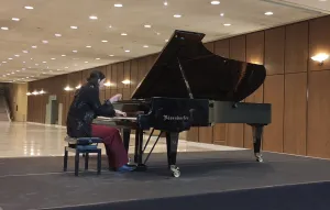 Ιδιαίτερα Μαθήματα Τσαρουχά Μαρία