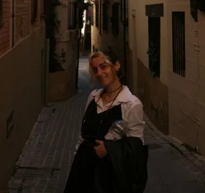 Ιδιαίτερα Μαθήματα Υφαντή Στέλλα