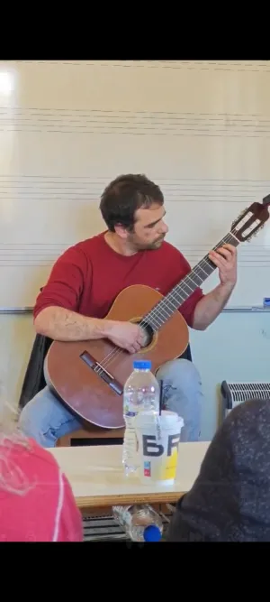 Ιδιαίτερα Μαθήματα Φαρμάκης Κώστας