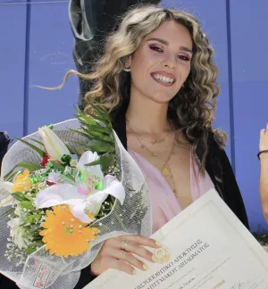 Ιδιαίτερα Μαθήματα Κουντουρά Λουκία