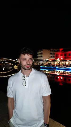 Ιδιαίτερα Μαθήματα Χατζηγιάννογλου Πάρης