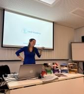 Ιδιαίτερα μαθήματα Δάνα Ίρις