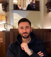 Ιδιαίτερα μαθήματα Πάλλας Πέτρος