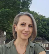 Ιδιαίτερα μαθήματα Ayse Kara