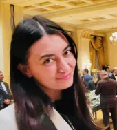 Ιδιαίτερα μαθήματα Nihan Yuksel